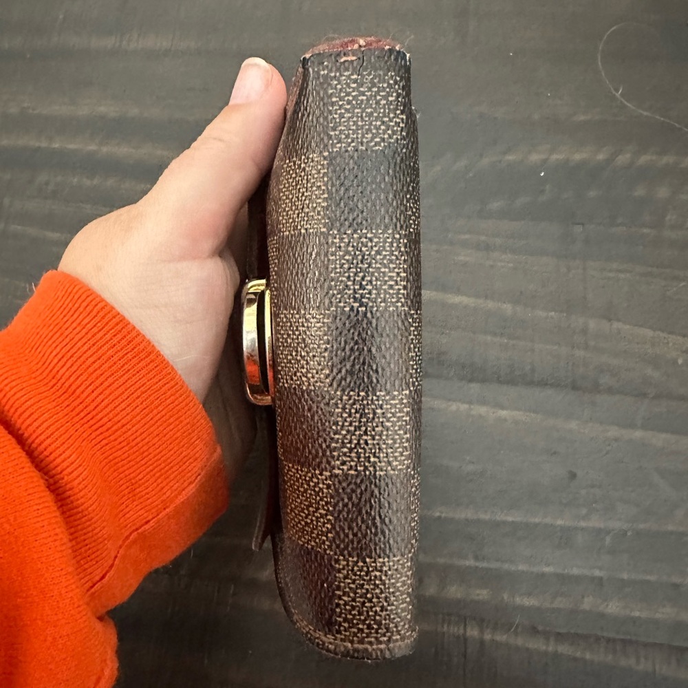 Louis Vuitton Wallet - Picture 3 of 15